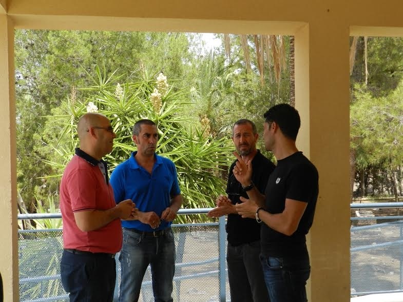 El Alcalde de HuércalOvera visita el centro de menores inmigrantes de