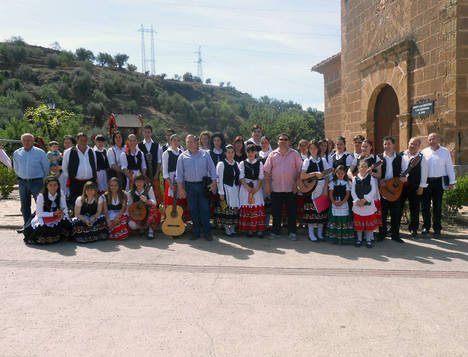 Un recorrido por la ciudad islámica fundada por Abderramán III en 955 inaugura el ciclo ‘Las Huellas de Jayrán’ de Amigos de la Alcazaba