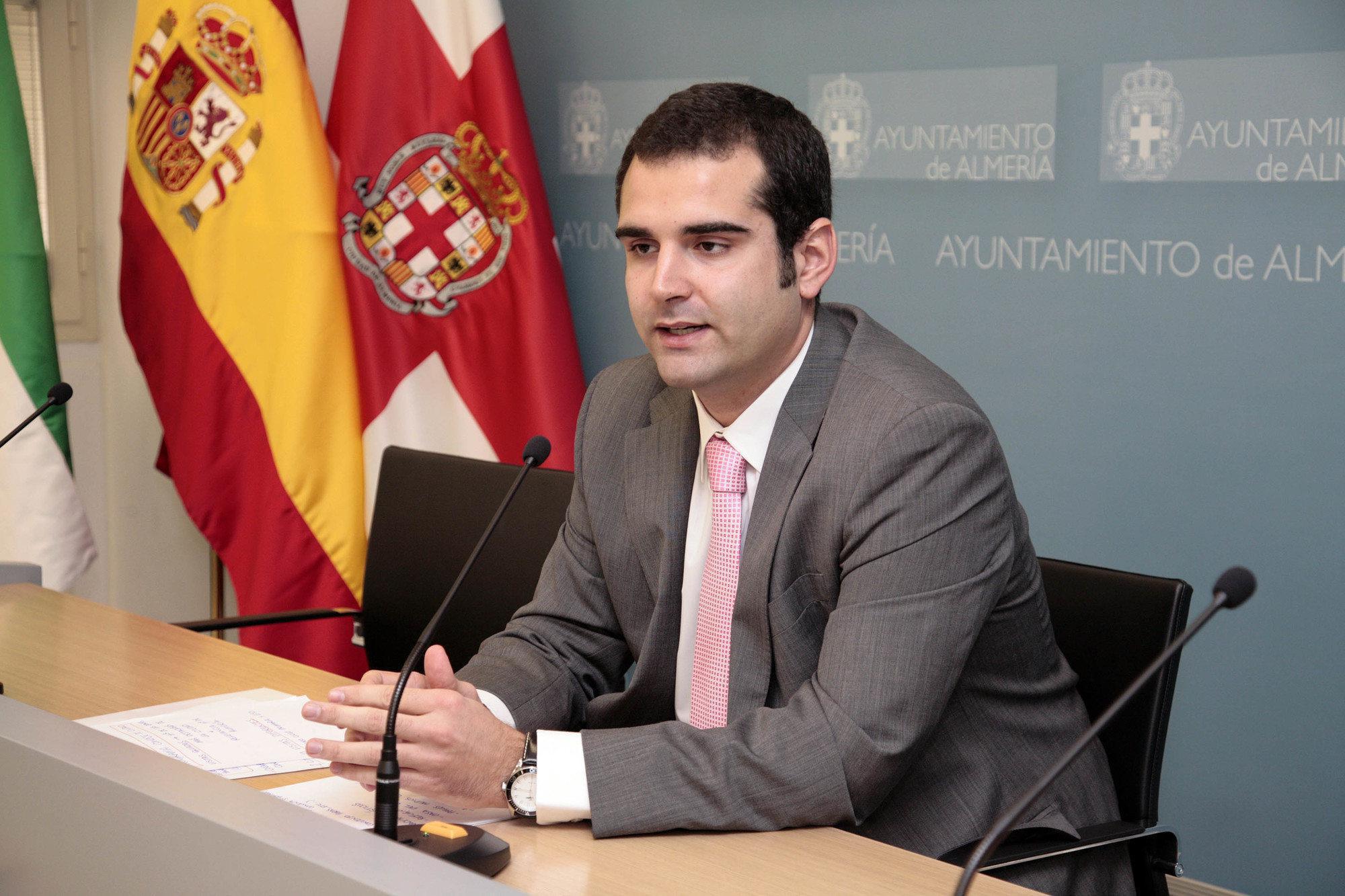 FernándezPacheco “Ya era hora de que la Junta reabriese el CIP Puerta