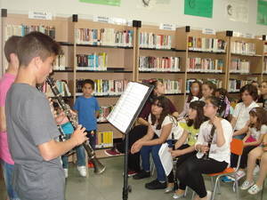 La música llega a la Biblioteca de Gádor para contribuir al fomento de la lectura