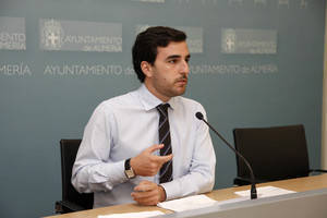 Carlos Sánchez: “Pérez Navas insulta a los almerienses al culpar al Gobierno y no a la Junta de la paralización del Materno Infantil”