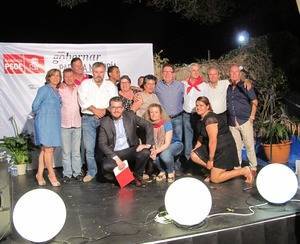 El candidato del PSOE de Mojácar destaca que en su lista "todos hablan idiomas"