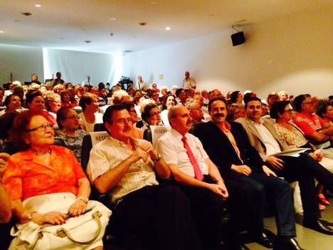 Los Centros de Participación Activa de Personas Mayores Almería II y Fiñana celebran la clausura de sus talleres formativos