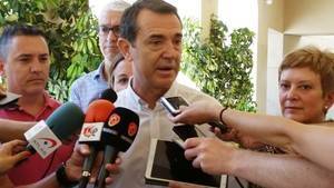 Pérez Navas agradece a Ciudadanos su “generosidad y coherencia” y gobernará “para todos los almerienses”