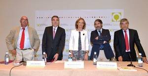 Carmen Ortiz destaca el “papel crucial” de las cooperativas agroalimentarias en la reactivación económica de Andalucía