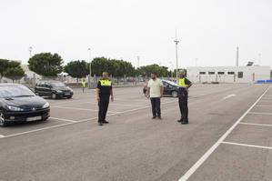 El Ayuntamiento de Carboneras habilita un parking gratuito en el Puerto de la localidad