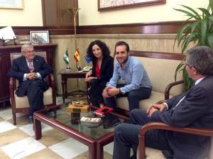 El subdelegado del Gobierno se reúne con la nueva presidenta de Cruz Roja en Almería