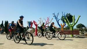 Más de 300 personas disfrutan de una divertida jornada en bicicleta con la III Marcha Ciclista