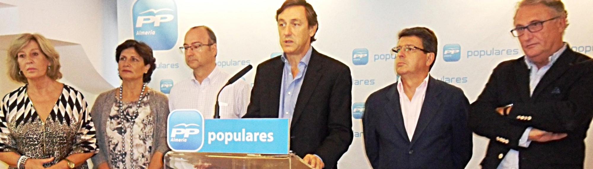 El PP pide que los almerienses llamen a sus familiares de Cataluña para que voten a “partidos que representan la estabilidad”