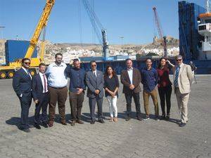 Desembarca en el Puerto de Almería un cargamento con 4.000 toneladas de piedra procedentes de Turquía