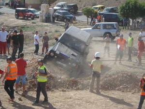 Todoterrenos al límite en la espectacular Exhibición de Trial 4x4 Villa de Gádor