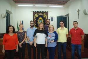 Los profesores de la Escuela Municipal de Música y Danza de Níjar toman posesión de su cargo