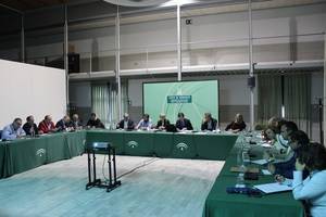 Junta y sector consensúan las estrategias de desarrollo sostenible de las zonas de pesca para 2016-2020