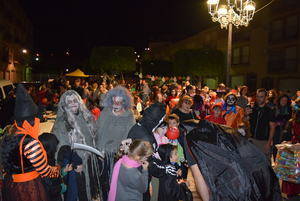 Gádor celebra la Noche de Halloween con una gran fiesta del terror