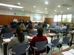Los empresarios de Almería analizan las claves de la seguridad basadas en el comportamiento