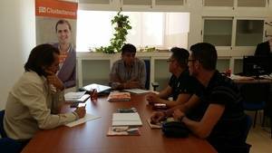 Ciudadanos se reúne con la Federación de Venta Ambulante, la de Carnaval y la Asociación Nueva Almariya