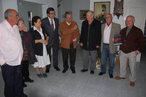 Los beneficios de ‘El boxeo almeriense 1935-1992’ ya están la Casa Nazaret