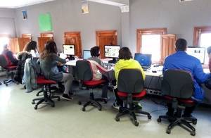 Los jóvenes de Guadalinfo Serón crean conciencia social a través de las TIC