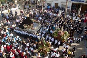 La procesión del resucitado, broche de oro a las celebraciones de Semana Santa