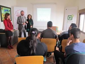 La Junta forma en técnicas de selección de personal a jóvenes de los centros ‘Los Cármenes’ y ‘La Casa’ de Purchena