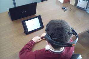 Diseñan un casco para detectar la hiperactividad de los niños