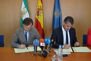 La UAL apuesta por la educación y el voluntariado ambiental con la renovación del convenio del Proyecto Ecocampus