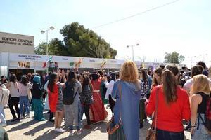 La UAL celebra con éxito su I Feria de las Naciones