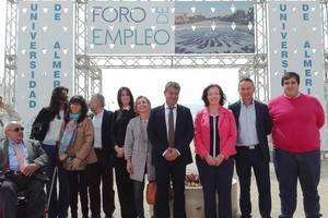 Estudiantes de la UAL toman contacto con el mundo laboral a través del I Foro de Empleo