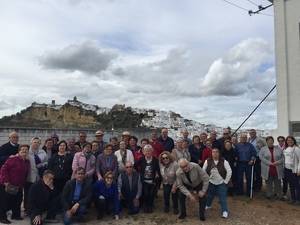 Mayores de Gádor disfrutan de unas vacaciones en Cádiz a través del programa “Conoce tu tierra”