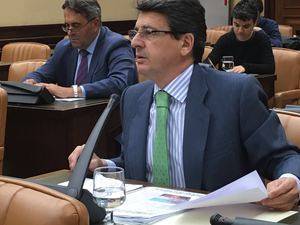 Matarí propone mejorar los accesos desde la A-7 a Roquetas de Mar e impulsar el proyecto del Tercer carril entre Roquetas y Almería