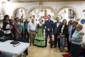 El alcalde anima a los almerienses a disfrutar de las Cruces de Mayo