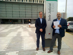 Un concejal del PSOE de El Ejido denuncia al Ayuntamiento por "revelar" sus datos personales por Whatsapp