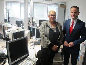 La Junta cede seis equipos informáticos a la Asociación Unión Romaní de Almería