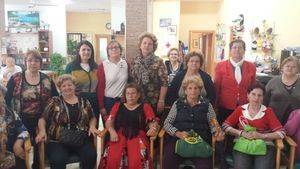 Buena acogida del colectivo de mayores a las charlas sobre timos y estafas realizadas por Bienestar y Familia y Televida
