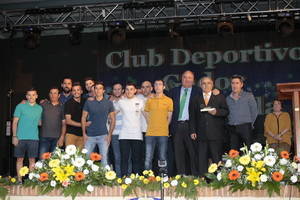 El C.D.Gádor recibe el galardón del Día de la Comarca por su ascenso a 2ª División Nacional de fútbol-sala