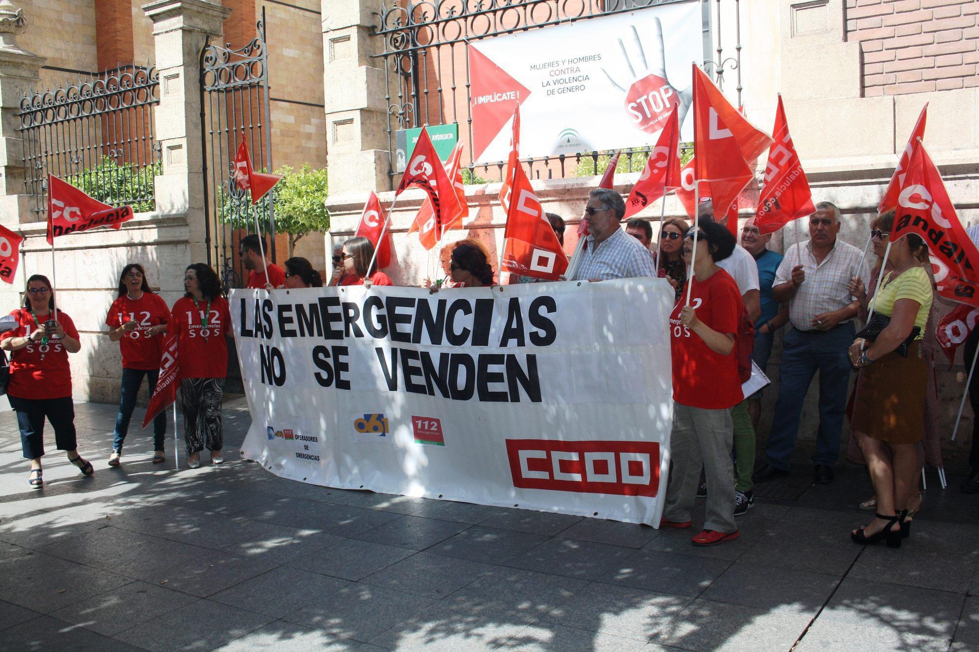 112 y 061 piden a la Junta que no externalice estos servicios de