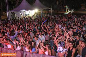 Más de dos mil personas en el festival que inaugura el verano nijareño