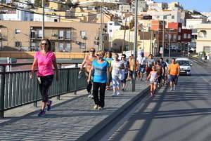Los gadorenses realizan la primera marcha saludable del verano por la ruta Quiciliana