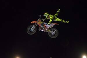 La Plaza de Toros de Roquetas vibra con el Campeonato Freestyle