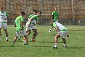 Javilillo y Álex Bautista novedades para el debut en El Ejido ante el Granada B este domingo