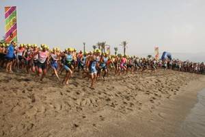 Pablo Salmerón gana el I Triatlón Cros Ciudad de Roquetas