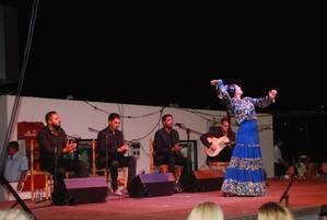 Cientos de personas asisten al XI Festival de Flamenco El Capi en La Isleta del Moro