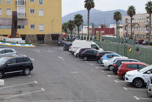 Gádor amplia ocho años más el contrato con Adif para el terreno del parking municipal