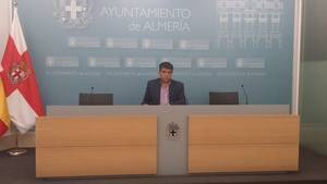 Miguel Cazorla: “No podemos consentir más retrasos en la rehabilitación de la Casa Consistorial”