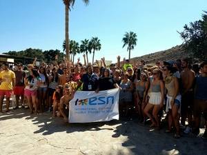 Bienvenida en Níjar a más de doscientos estudiantes de Erasmus