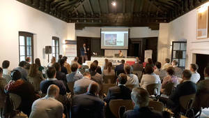 Crumar Project, Mármoles Ibéricos y Serastone Tecnología acuden a ‘IV Encuentro Internacional Contract Andalucía’