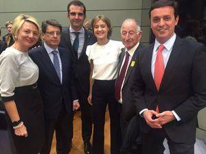 Gran presencia del PP de Almería en la toma de posesión de la ministra Bañez