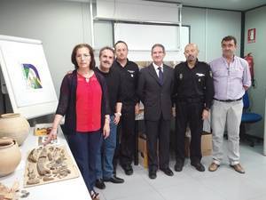 El Museo de Almería recibe piezas recuperadas por la policía andaluza