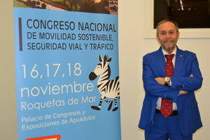 Catedrático de Seguridad Vial Luis Montoro alerta de los peligros del desarrollo tecnológico integrado en los vehículos