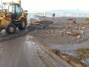 Intensa actividad del Servicio de Obras Públicas del Ayuntamiento de Vícar para reparar los efectos de las lluvias